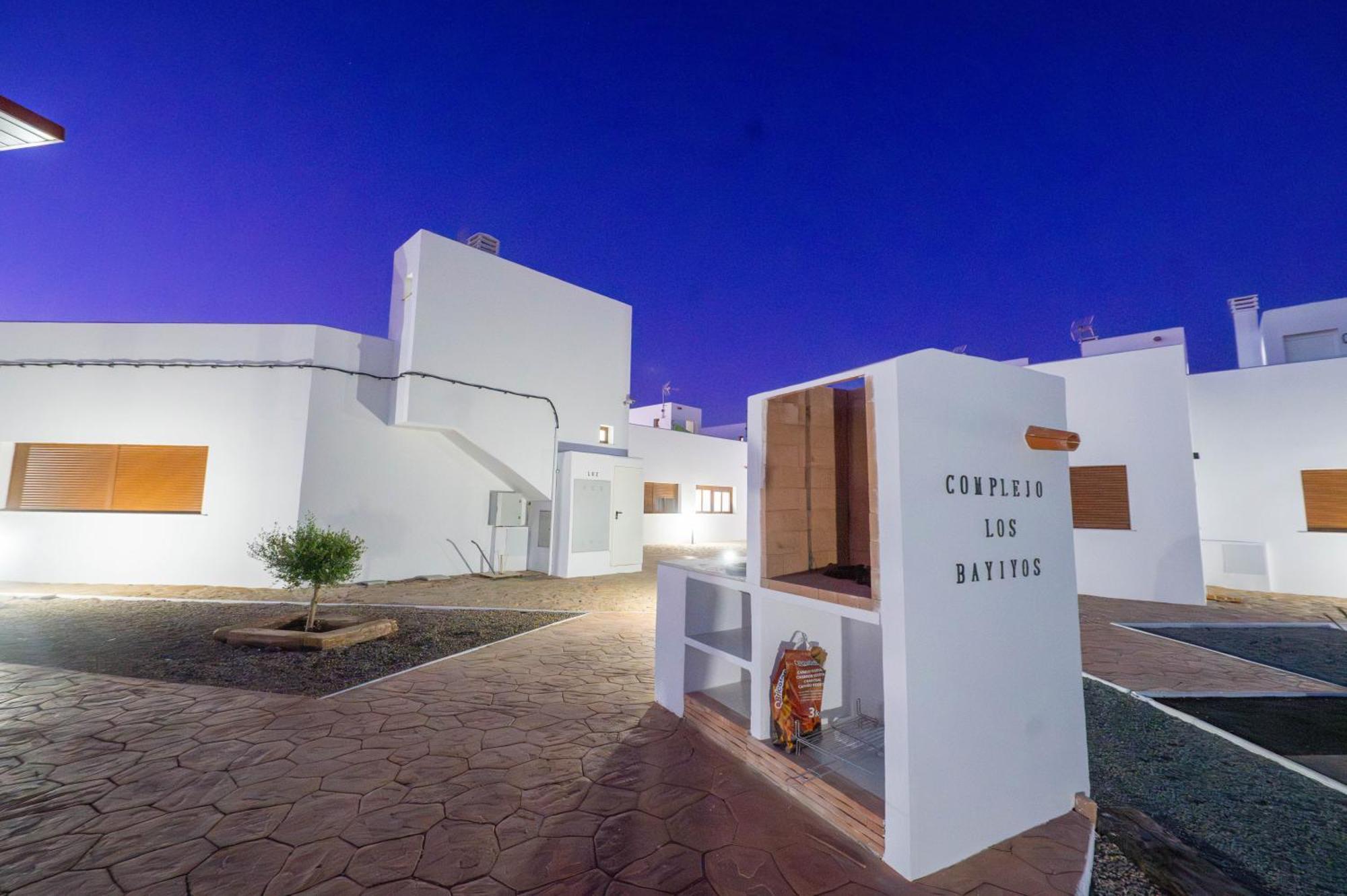 Complejo Turistico Los Bayiyos Agua Amarga  Exterior foto