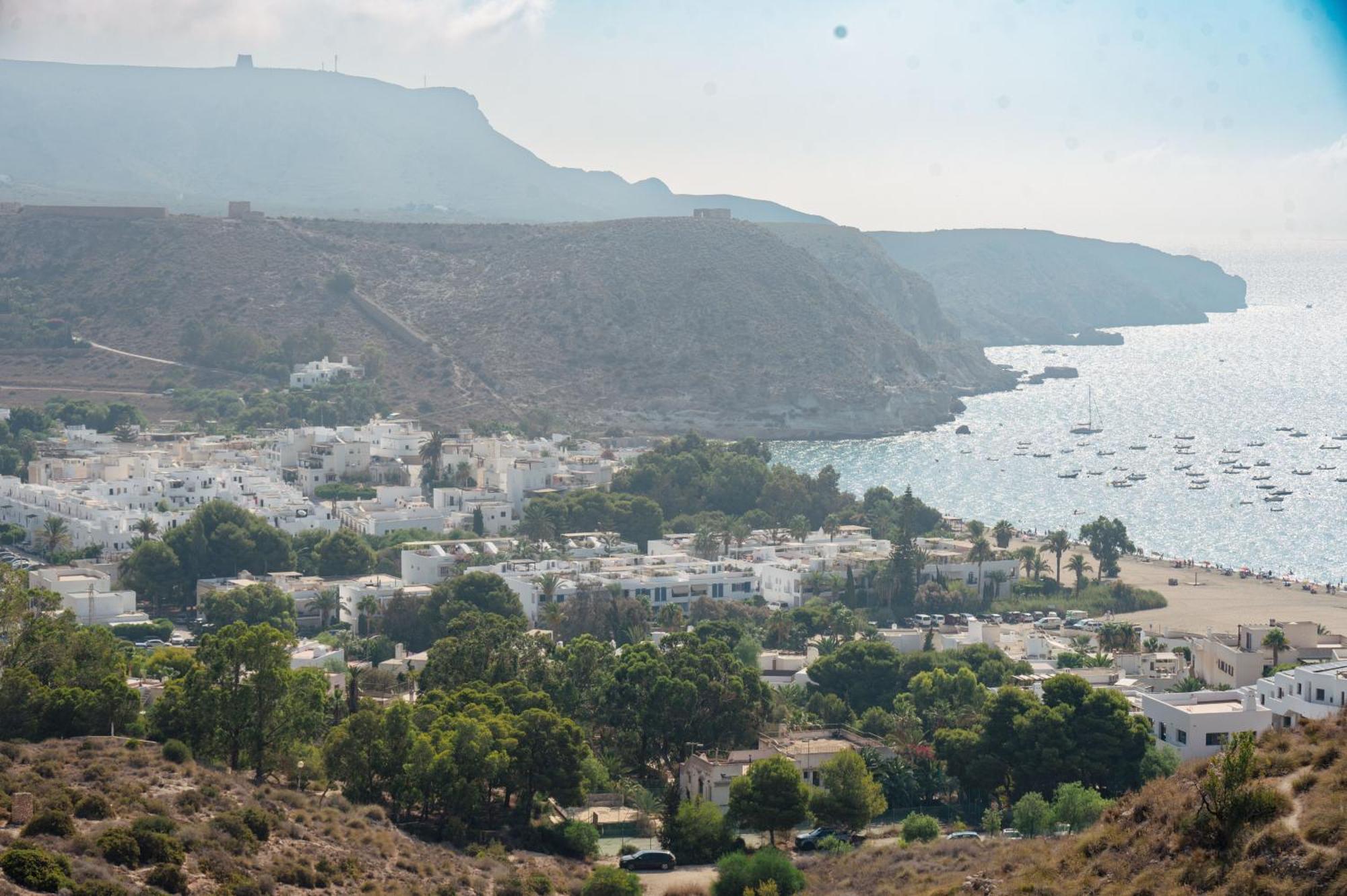 Complejo Turistico Los Bayiyos Agua Amarga  Exterior foto